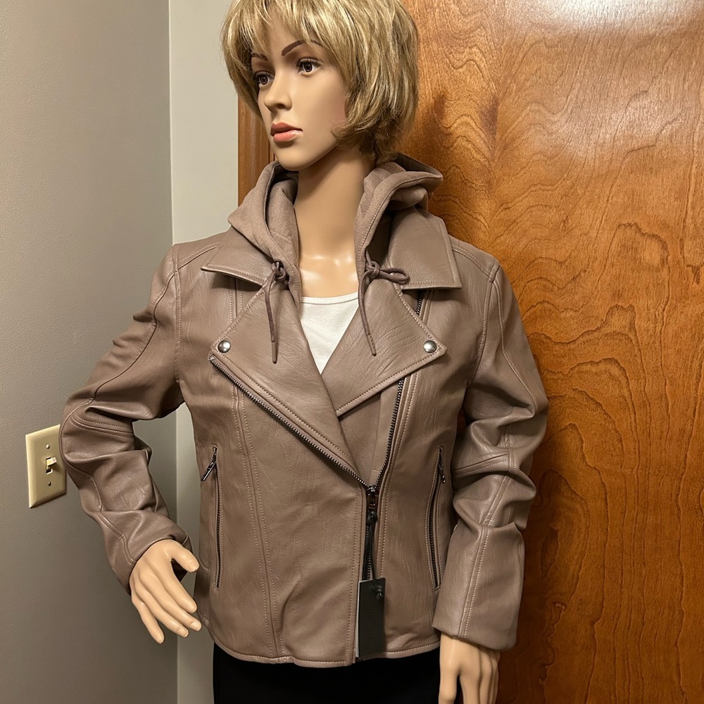 Great Christmas gift for her, Baby it cold outside